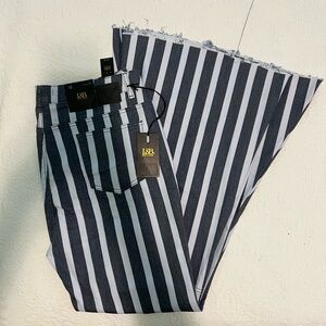 New with tags flared jeans